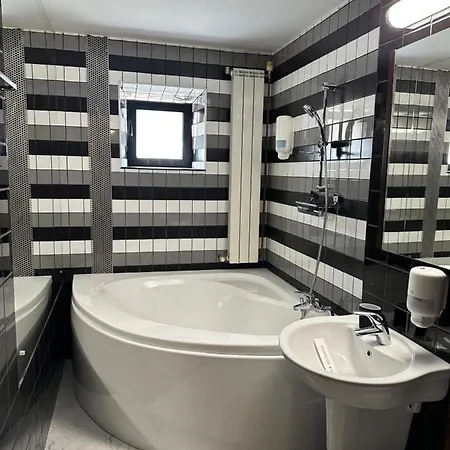 Apartment Nerva Traian Studio Bucharest